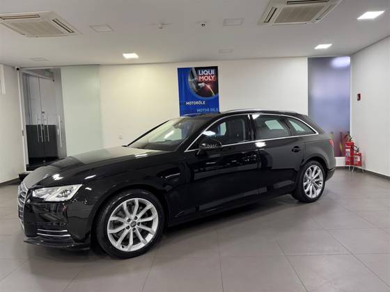 AUDI A4 2.0 TFSI AMBIENTE AVANT GASOLINA 4P S TRONIC